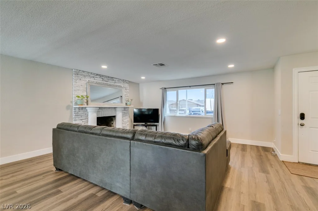 637 Valley View, Henderson, NV 89002