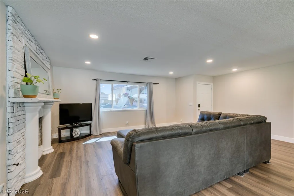 637 Valley View, Henderson, NV 89002