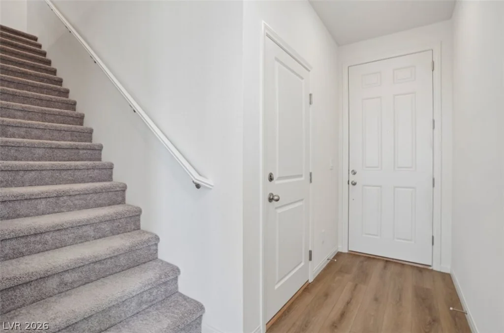 2734 Sierra Grande, Las Vegas, NV 89121