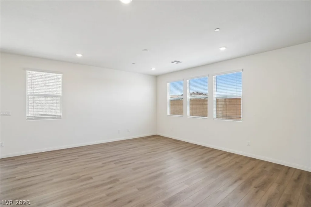 2734 Sierra Grande, Las Vegas, NV 89121