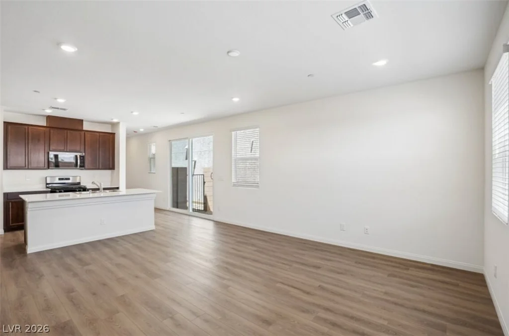 2734 Sierra Grande, Las Vegas, NV 89121