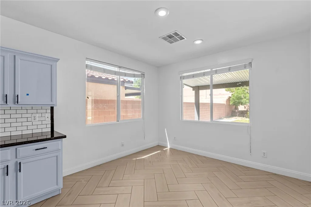 7621 Chase Hallow, Las Vegas, NV 89149
