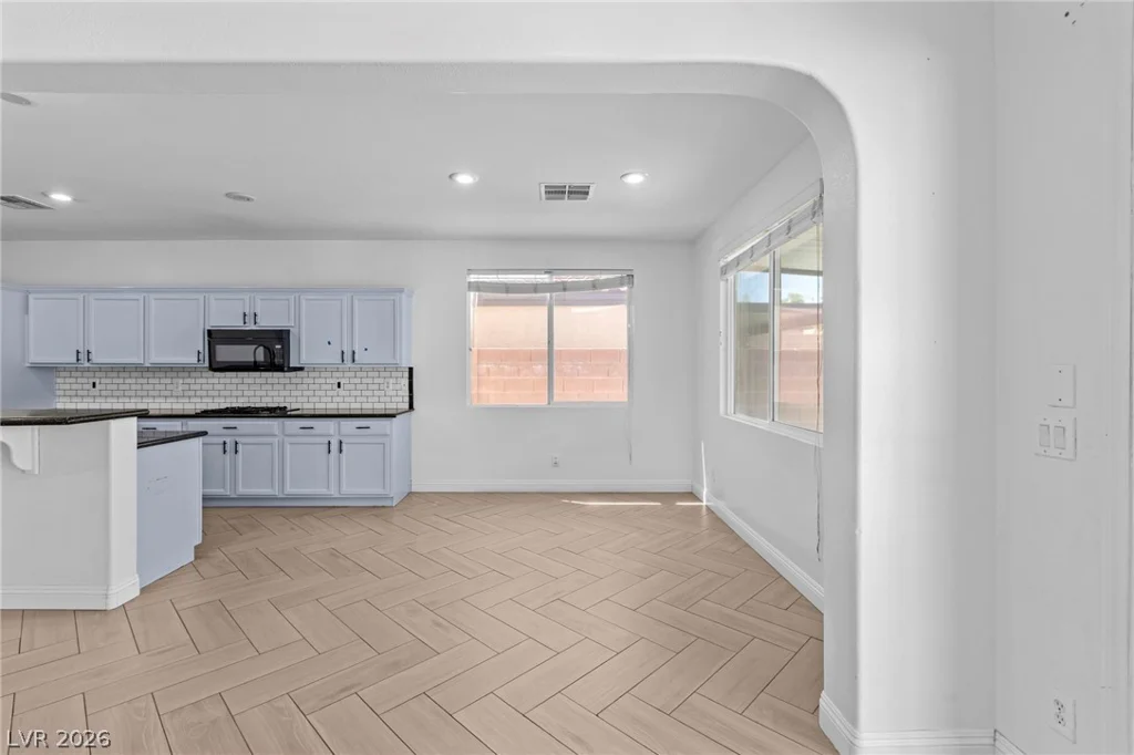 7621 Chase Hallow, Las Vegas, NV 89149