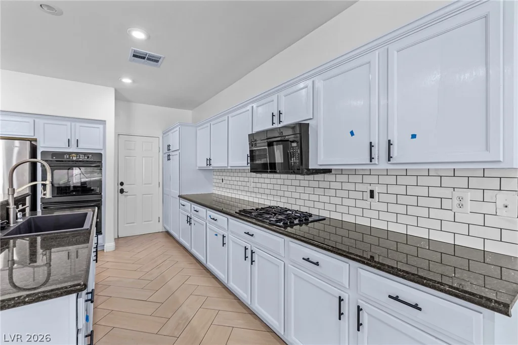 7621 Chase Hallow, Las Vegas, NV 89149