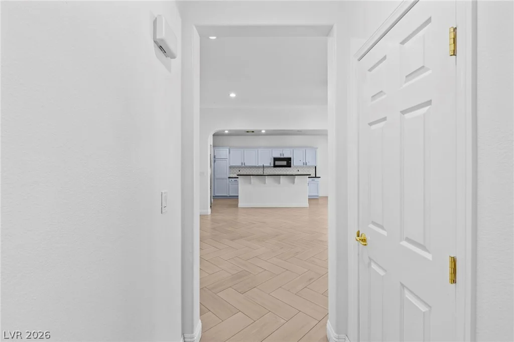 7621 Chase Hallow, Las Vegas, NV 89149