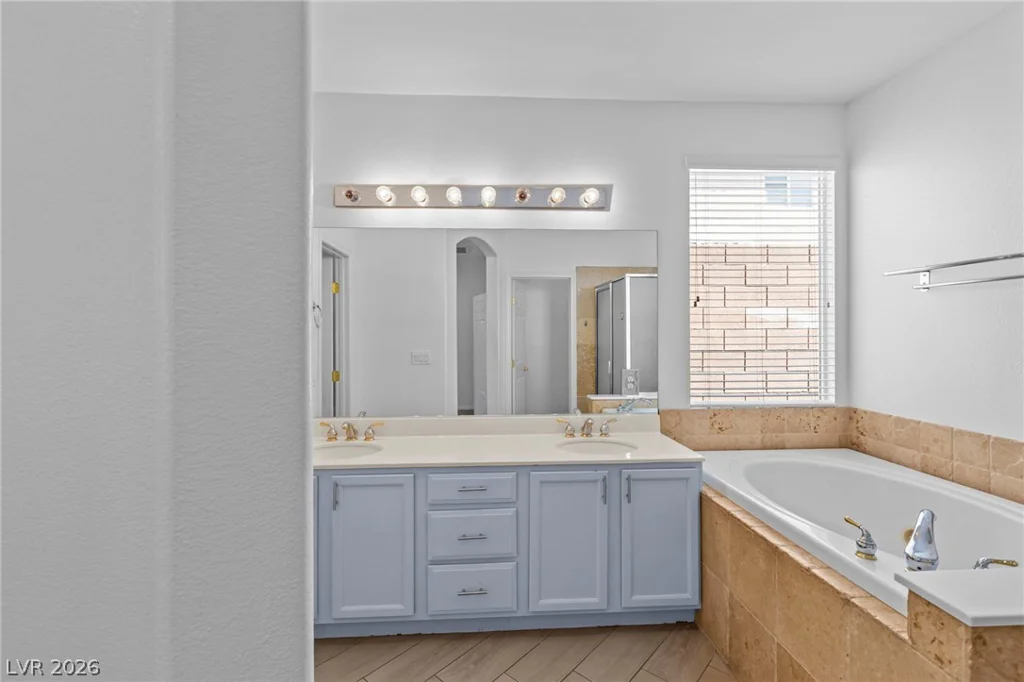 7621 Chase Hallow, Las Vegas, NV 89149