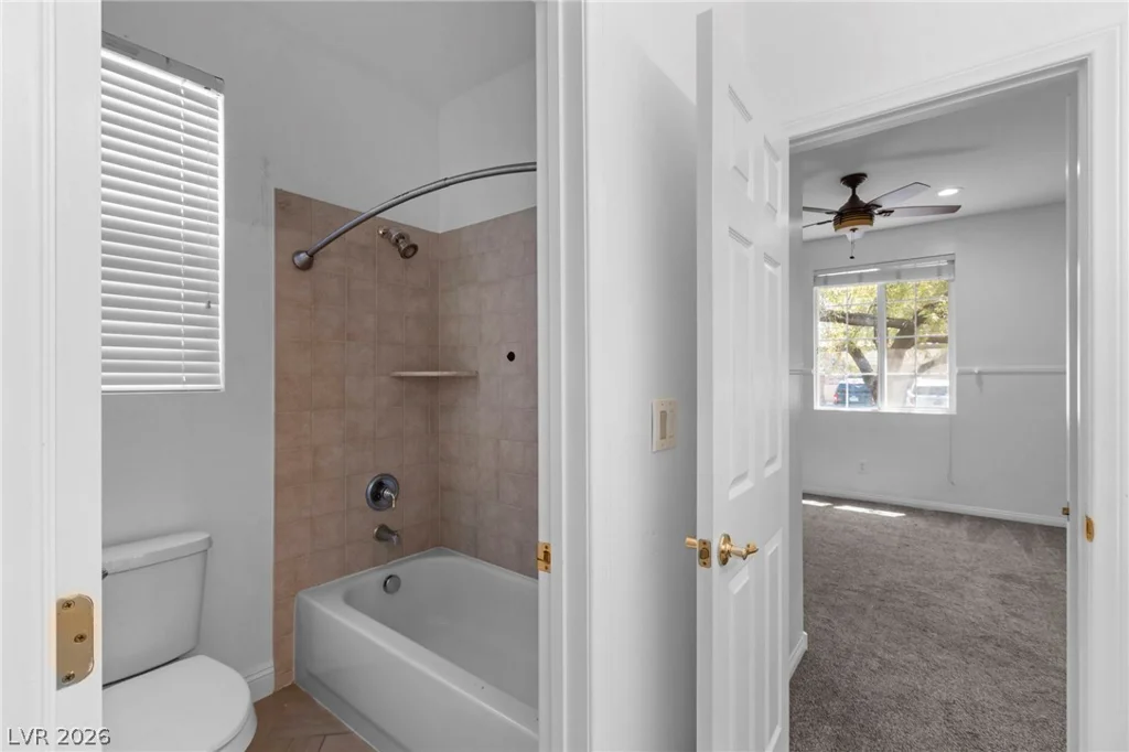 7621 Chase Hallow, Las Vegas, NV 89149