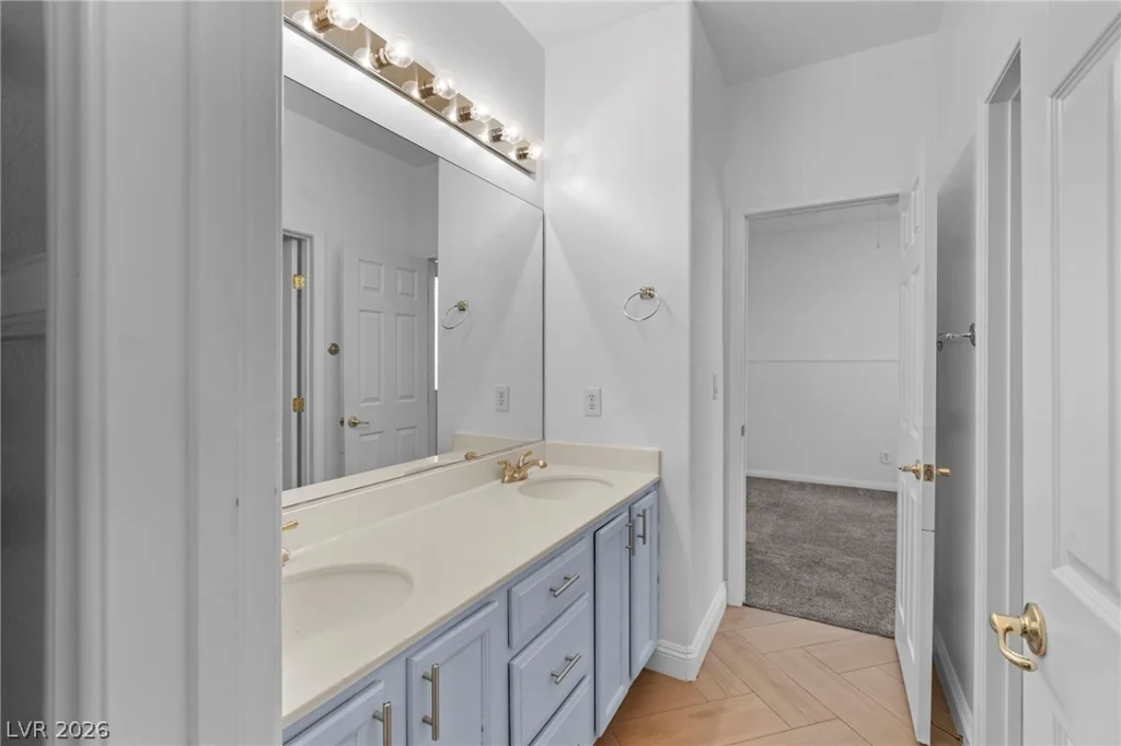 7621 Chase Hallow, Las Vegas, NV 89149