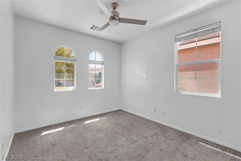 7621 Chase Hallow, Las Vegas, NV 89149