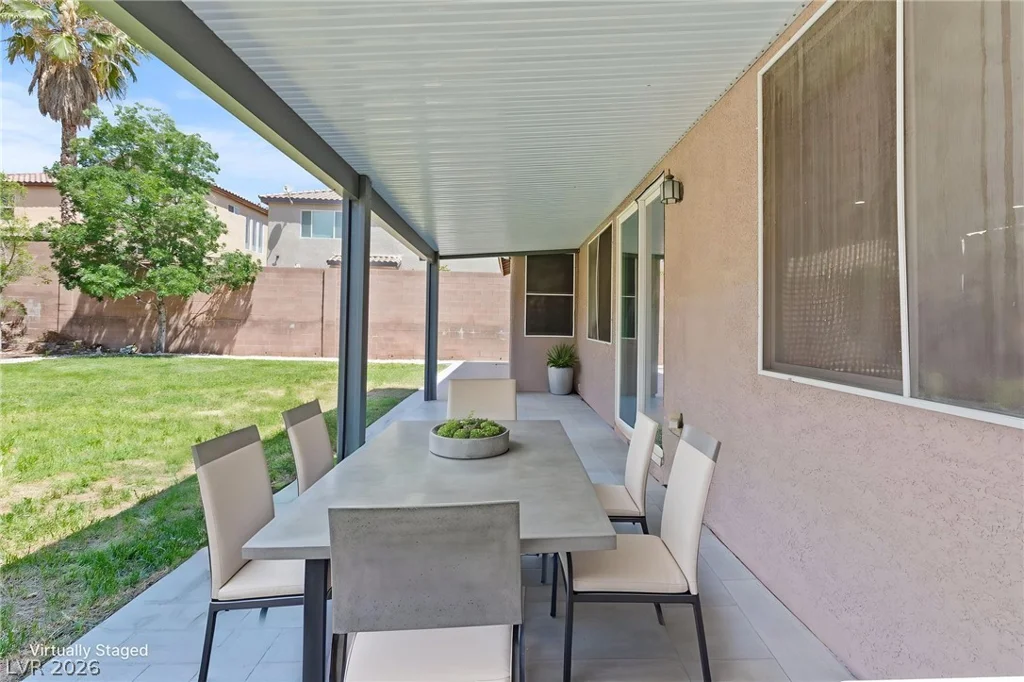 7621 Chase Hallow, Las Vegas, NV 89149