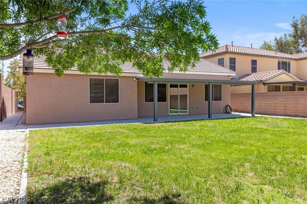 7621 Chase Hallow, Las Vegas, NV 89149