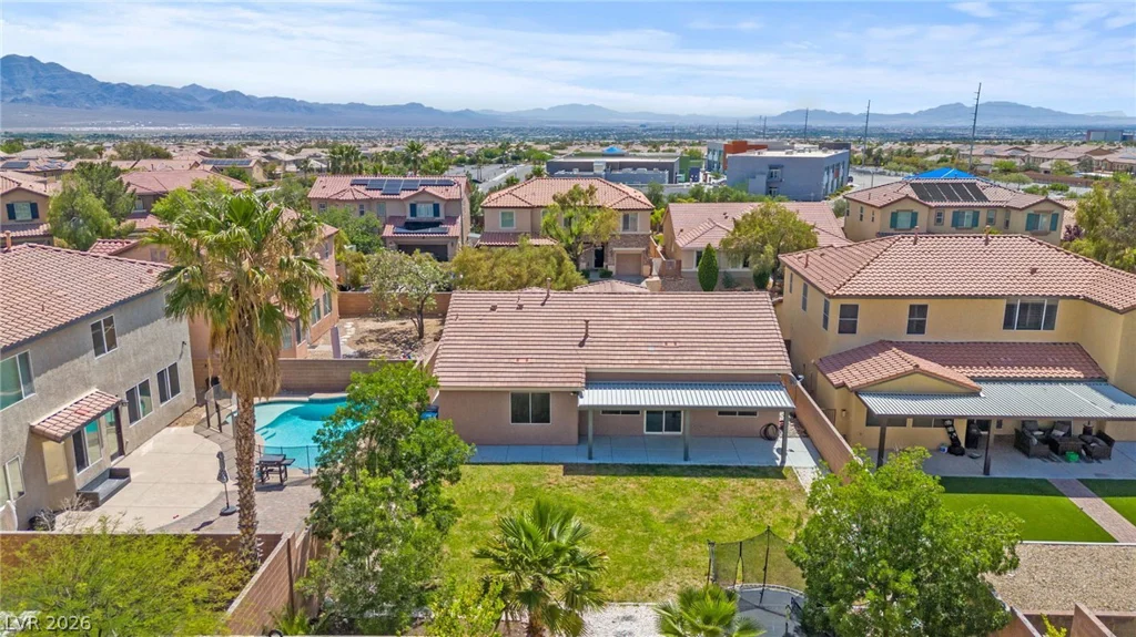 7621 Chase Hallow, Las Vegas, NV 89149