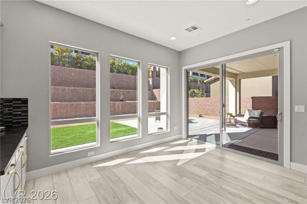 225 Carmel Sky, Las Vegas, NV 89138