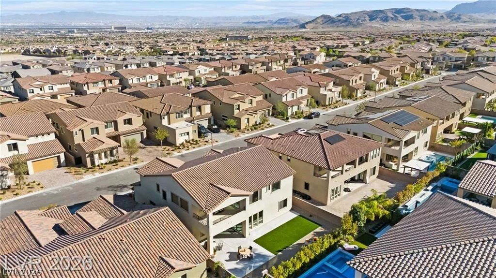 225 Carmel Sky, Las Vegas, NV 89138