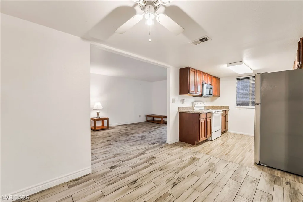 4450 Sandy River, Las Vegas, NV 89103