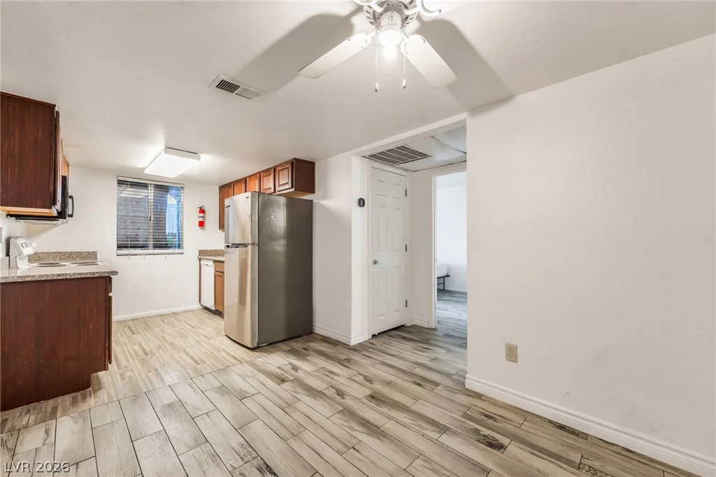 4450 Sandy River, Las Vegas, NV 89103