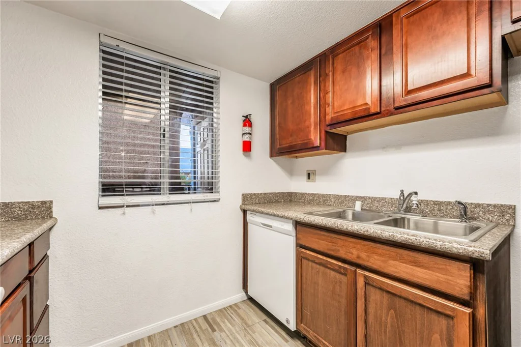 4450 Sandy River, Las Vegas, NV 89103