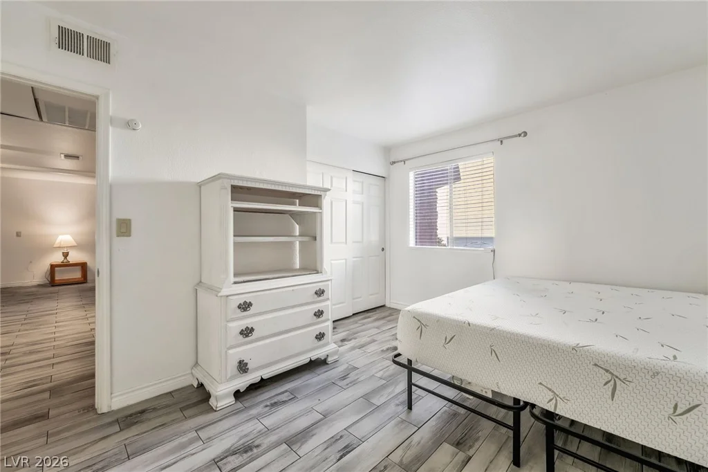 4450 Sandy River, Las Vegas, NV 89103