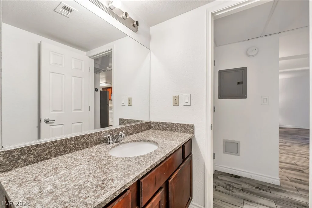 4450 Sandy River, Las Vegas, NV 89103