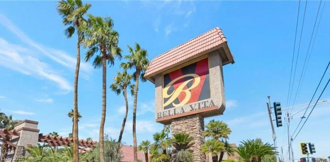 4450 Sandy River, Las Vegas, NV 89103