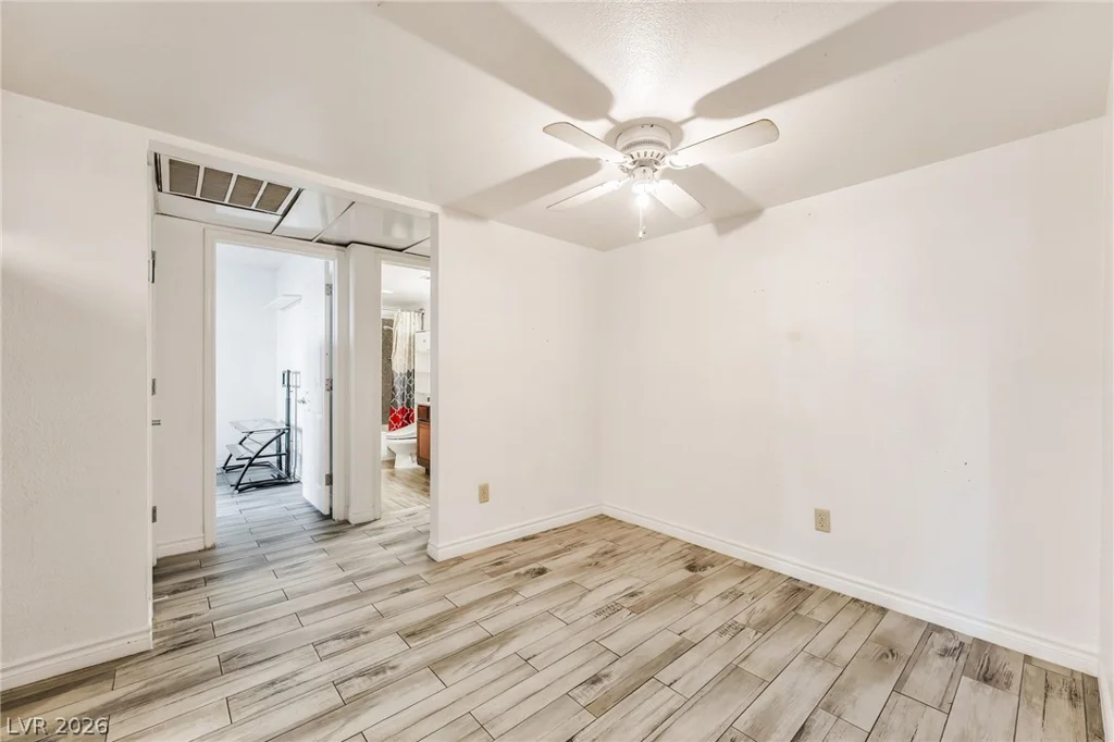4450 Sandy River, Las Vegas, NV 89103