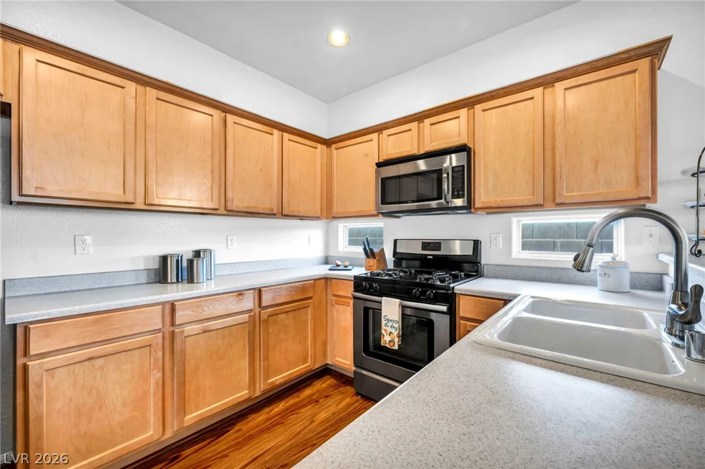 716 Emerald Idol, Henderson, NV 89011