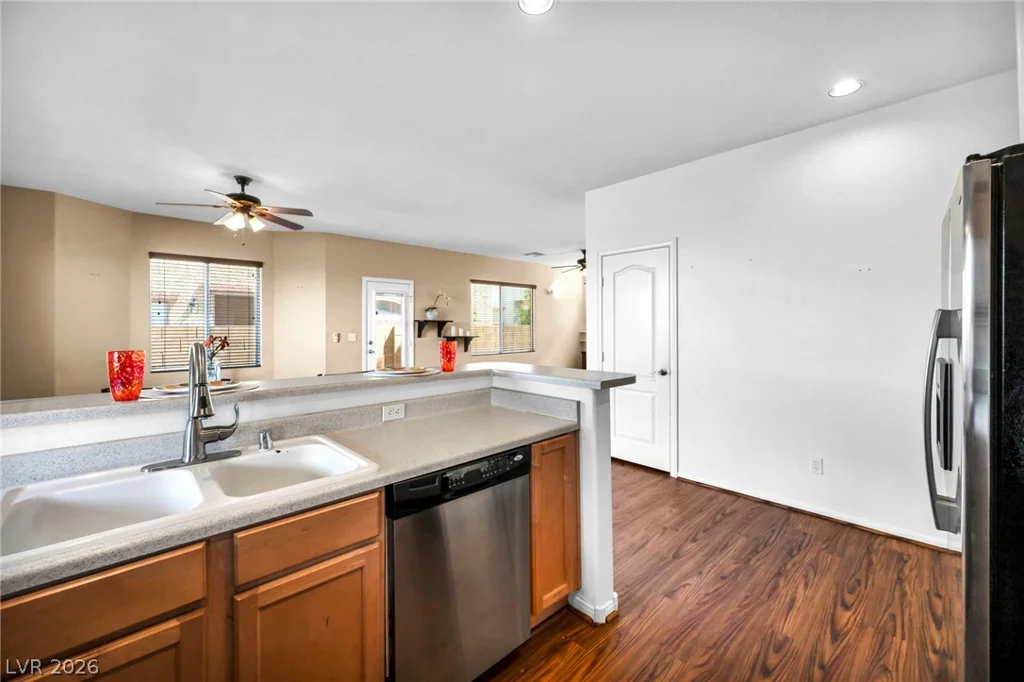716 Emerald Idol, Henderson, NV 89011