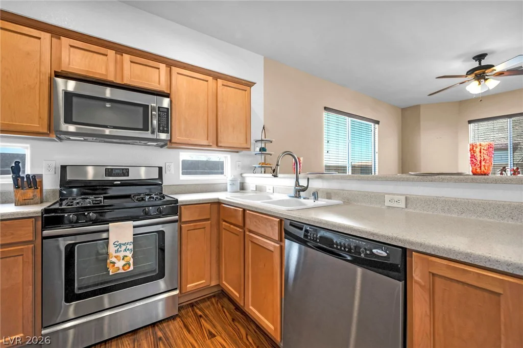 716 Emerald Idol, Henderson, NV 89011