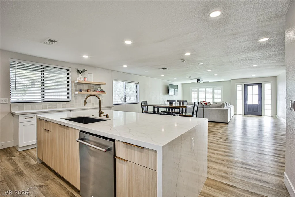9340 Washburn, Las Vegas, NV 89149