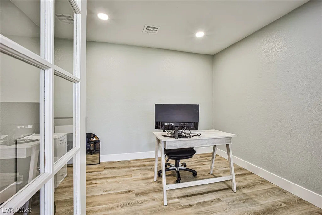 9340 Washburn, Las Vegas, NV 89149