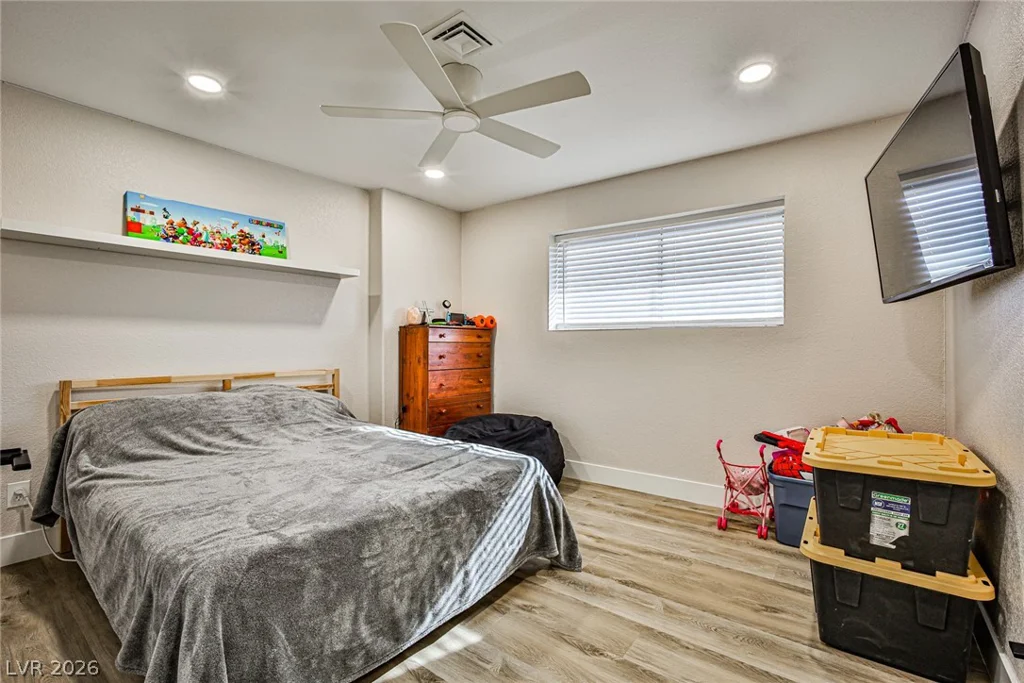 9340 Washburn, Las Vegas, NV 89149