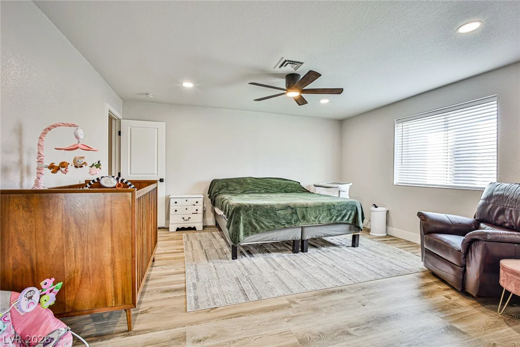 9340 Washburn, Las Vegas, NV 89149