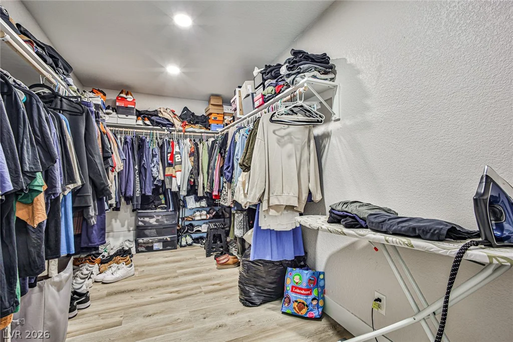 9340 Washburn, Las Vegas, NV 89149