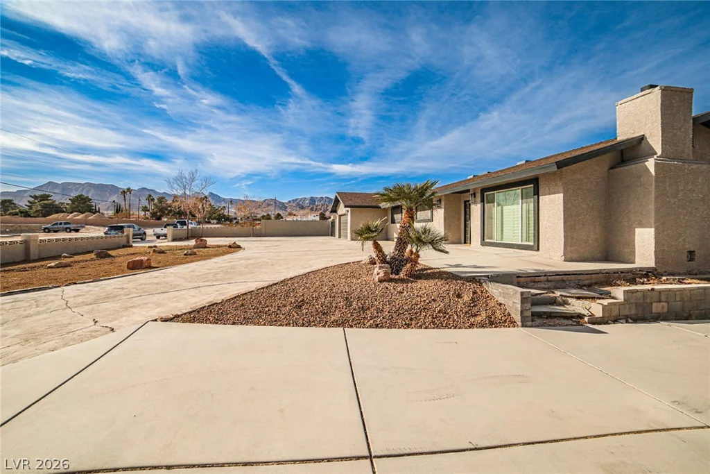 9340 Washburn, Las Vegas, NV 89149