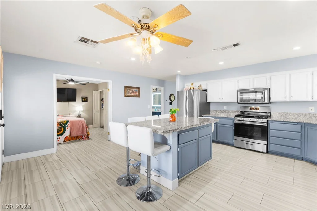 6345 Rose Tree, Las Vegas, NV 89156