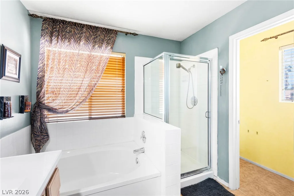 6345 Rose Tree, Las Vegas, NV 89156