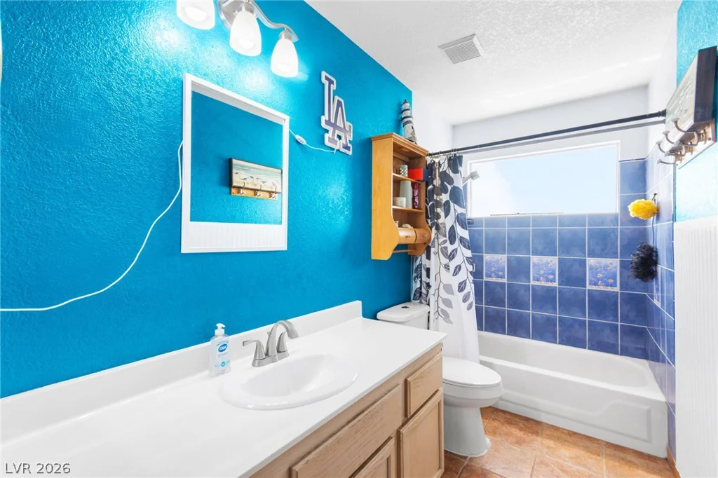 6345 Rose Tree, Las Vegas, NV 89156