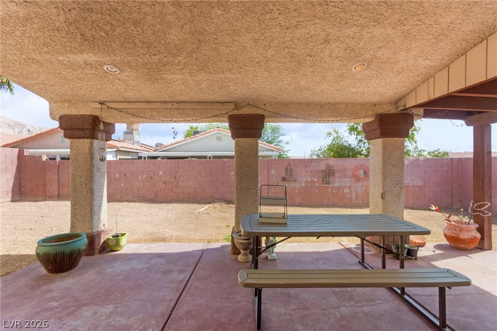 6345 Rose Tree, Las Vegas, NV 89156
