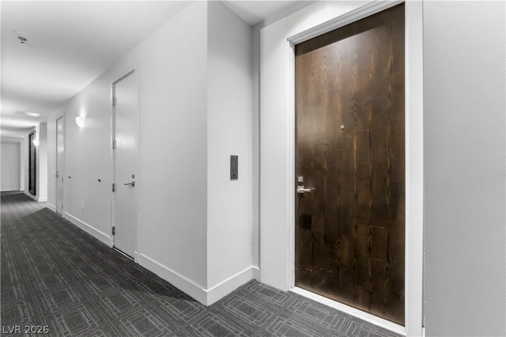 4471 Dean Martin, Las Vegas, NV 89103