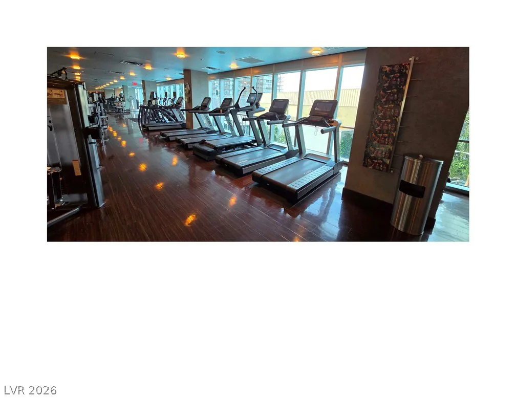 4471 Dean Martin, Las Vegas, NV 89103