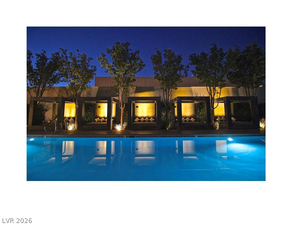 4471 Dean Martin, Las Vegas, NV 89103