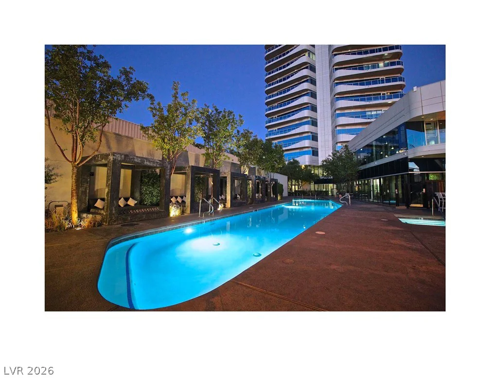 4471 Dean Martin, Las Vegas, NV 89103