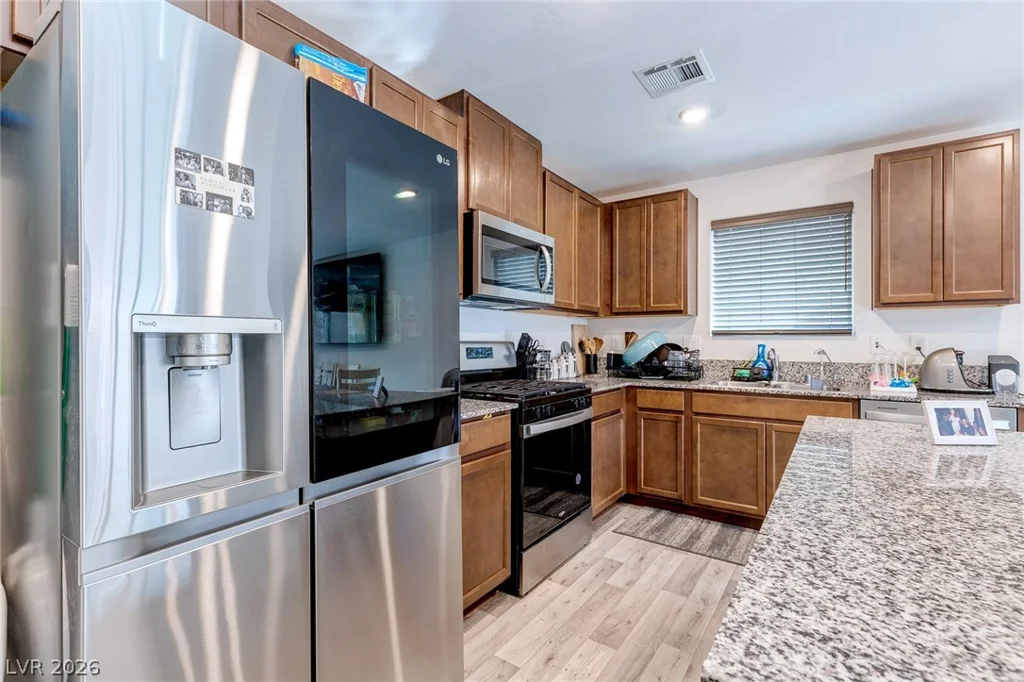 6937 Sol Brillante, North Las Vegas, NV 89086