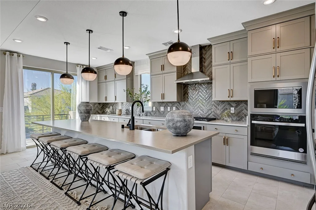 7983 Texas Hills, Las Vegas, NV 89113