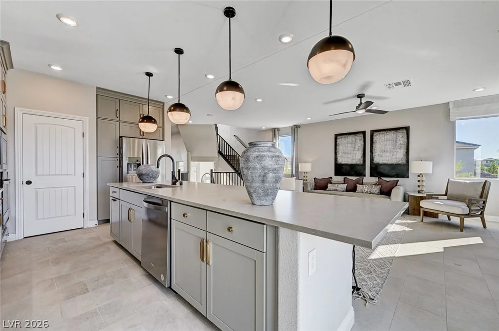 7983 Texas Hills, Las Vegas, NV 89113