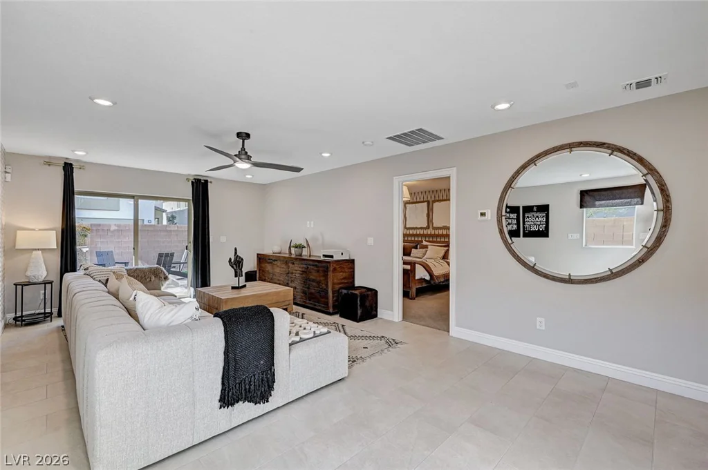 7983 Texas Hills, Las Vegas, NV 89113