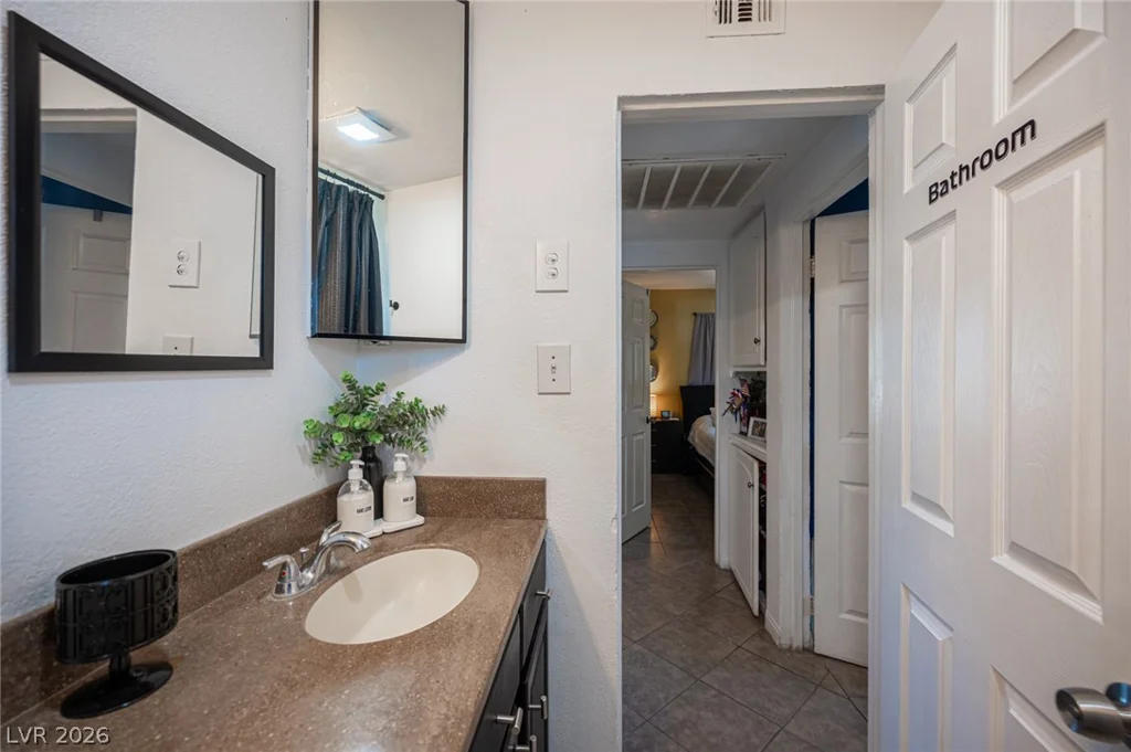1900 Mesquite, Las Vegas, NV 89101