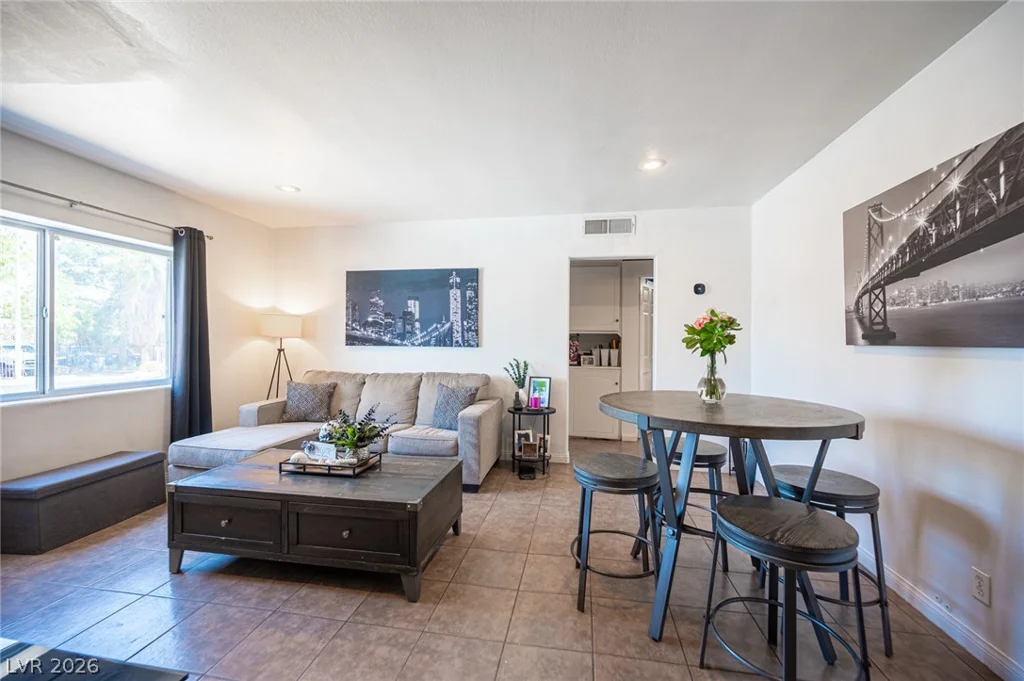 1900 Mesquite, Las Vegas, NV 89101