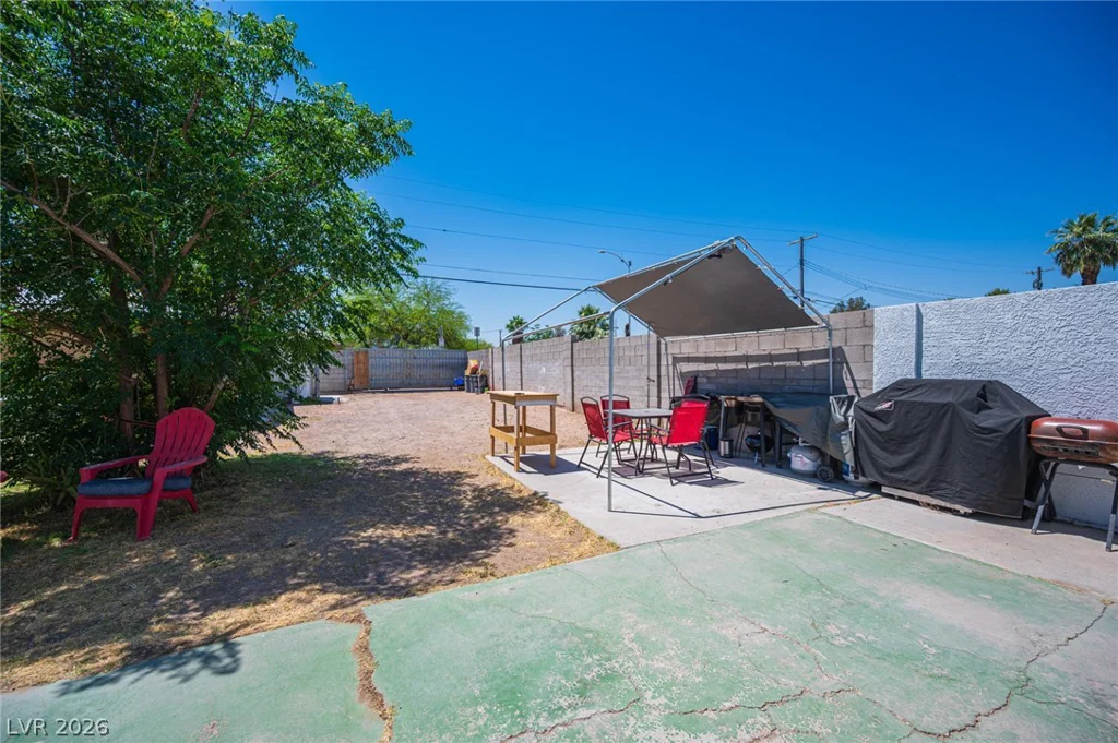 1900 Mesquite, Las Vegas, NV 89101