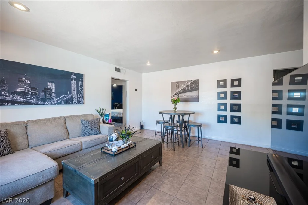 1900 Mesquite, Las Vegas, NV 89101